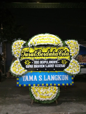 Papan Bunga Duka di Gedegan